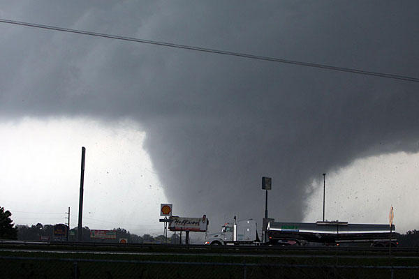 The springfield tornado demolished more than 40 buildings and caused over $100 million in damages.